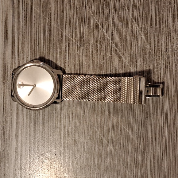 Watch - Picture 7 of 9